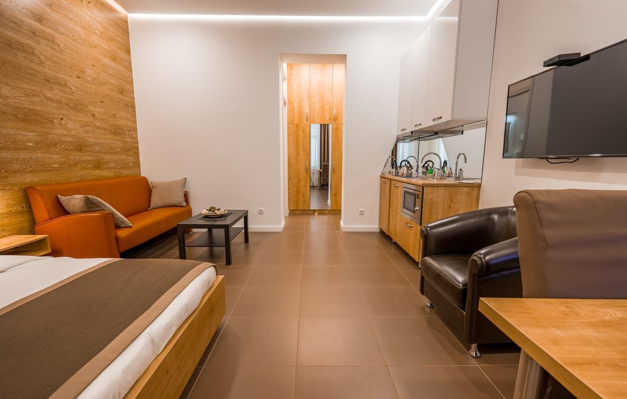 Luxury Apartments On Central Avenue 第比利斯 外观 照片
