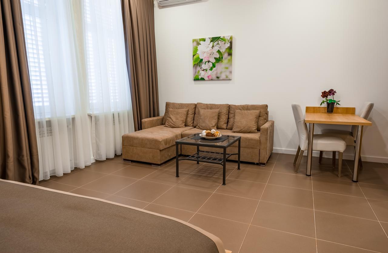 Luxury Apartments On Central Avenue 第比利斯 外观 照片